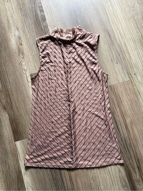 Mock Neck Sleeveless Tank in Dusty Rose